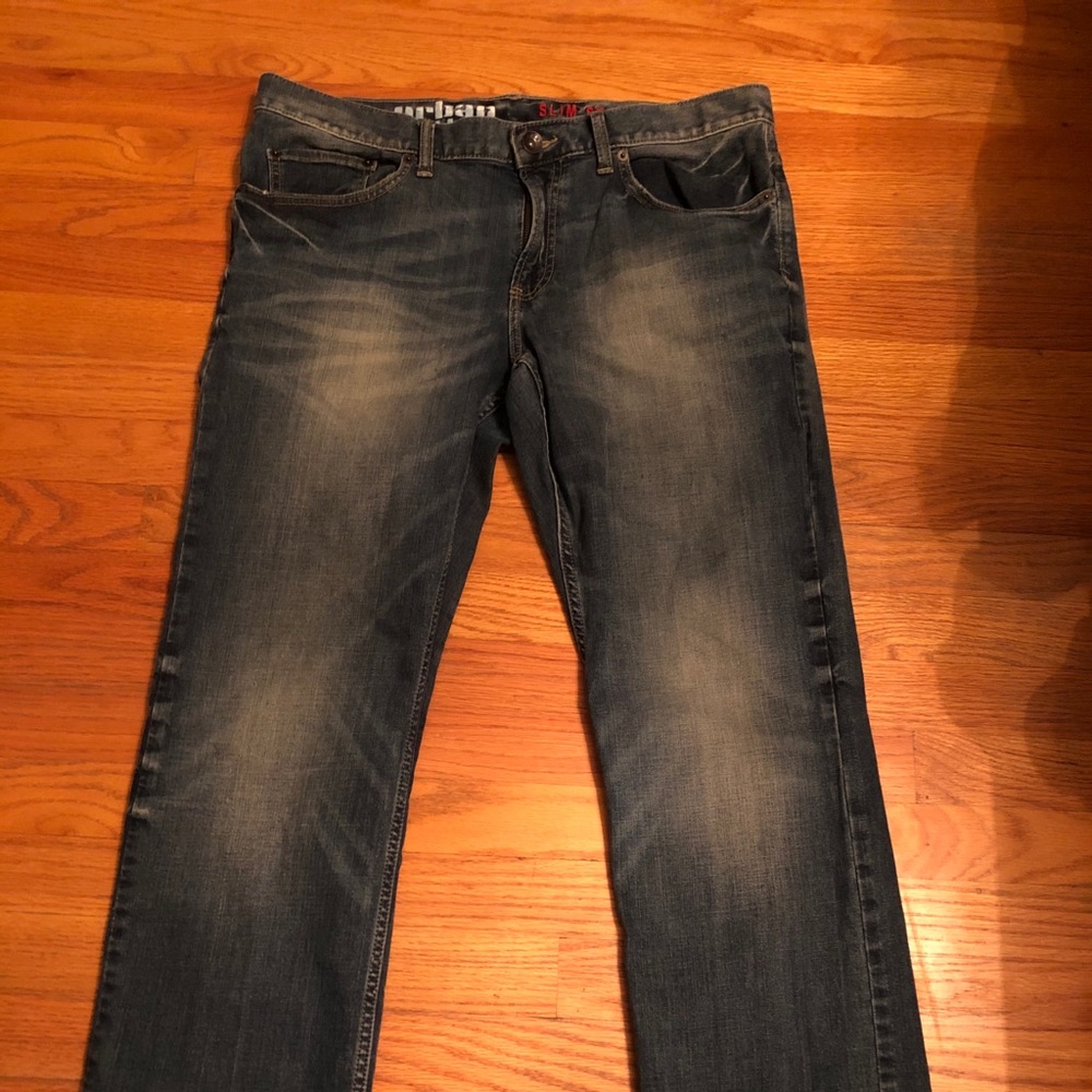 Men’s Urban pipeline jeans .
